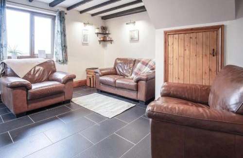 Llanteg House | The Brambles - 2 bedroom Cottage - Llanteg