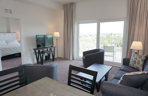 Madeira Beach Condo | The Brand New Madeira Bay Resort I 1605