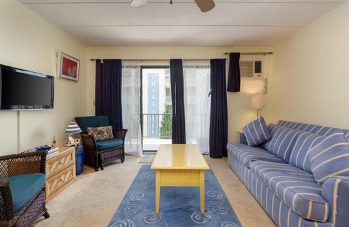 North Ocean City House | The Breakers #302