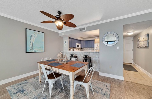Orange Beach Condo | The Breakers 61-Beach Front Chic Condo