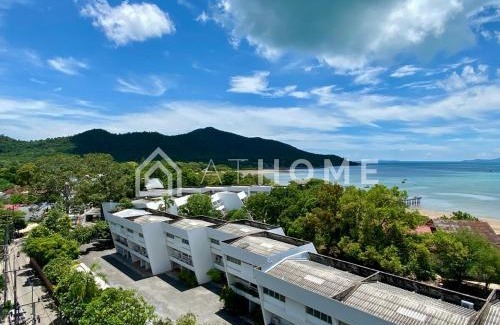 Bang Sare Apartment | The Breeze Beachside