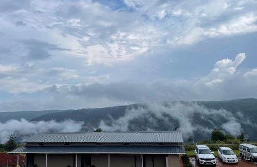 Medha Hotel | The Breeze Valley