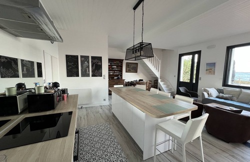 Port-Louis House | The Breizh Blue Oasis “Relax the Sea at Your Feet”