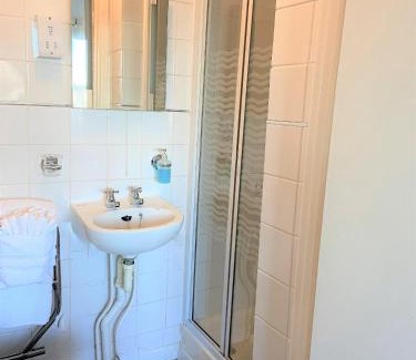 Roundham Hotel | The Briars - Adults Only
