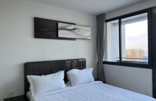 Chamkar Mon Apartment | The Bridge Residence, Multi-Apartment by Emma