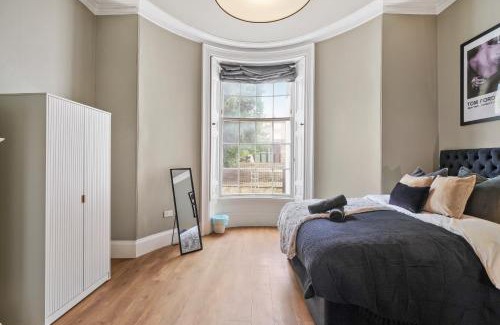 Wakefield Apartment | The Bridgeton in Wakefield Apartment - Parking