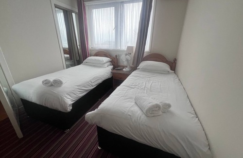Central Aberdeen House | The Brig Inn