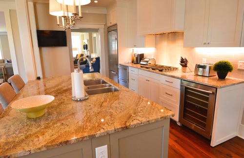 Historic District - North House | The Brigham w/ROOFTOP TERRACE Historic Savannah DISCOUNTS AUG & SEPT!