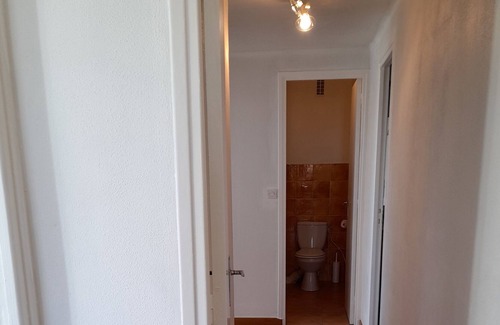 Les Arceaux Apartment | The bright - 2 bedroom air-conditioned apartment