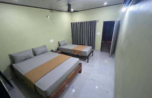 Hireguthi Hotel | The Brine Breeze