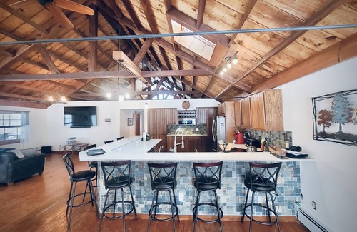 Honeoye Cabin | The Bristol Lodge with hot tub, and game room
