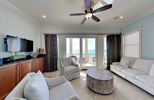 Delos House | The Brookie