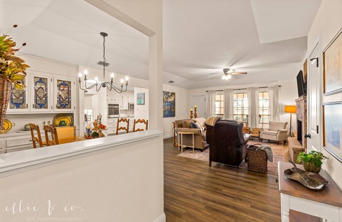 Abilene House | The Buffalo Gap Bungalow-Pet-Friendly! Cozy remodeled home surrounded by trees.