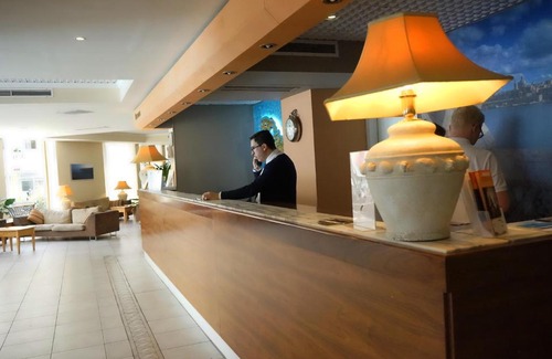 Qawra Hotel | The Bugibba Hotel