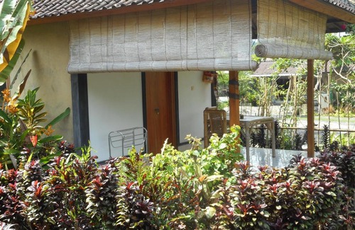Sidemen Bed & Breakfast | The Bukit Artha