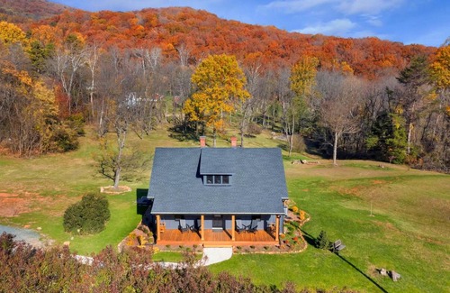 Afton House | The Bungalow at Afton Mountain Retreat