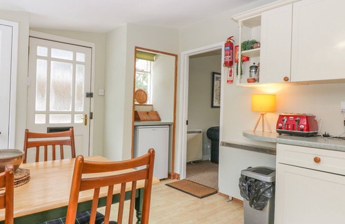 Elgin Cottage | The Bungalow