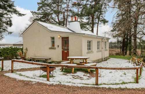 Elgin Cottage | The Bungalow