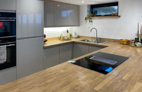 Tunstall House | The Bungalow
