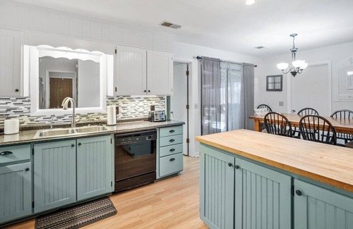 Beaufort House | "The Bunk House"