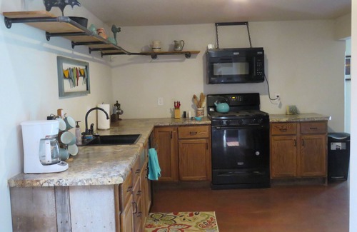 Manhattan House | the Bunkhouse - just 5 minutes from downtown Manhattan