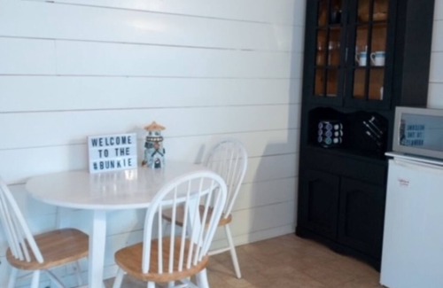Leamington House | The Bunkie on Lake Erie