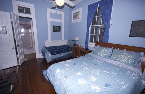 Faubourg Marigny Bed & Breakfast | The Burgundy Bed and Breakfast