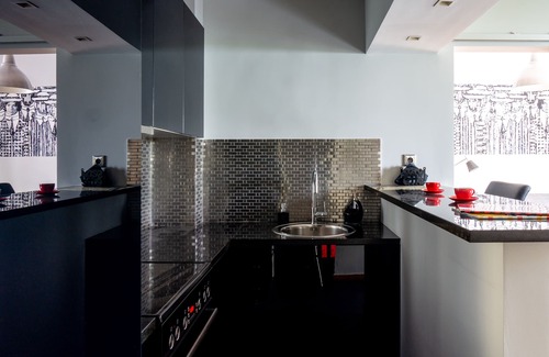 Athens City Centre Apartment | The Burton Luxury 1BR in Plaka, Athens