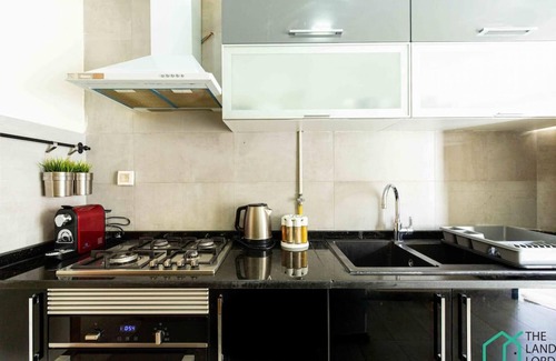 Les Berges Du Lac II Apartment | The Business Flat central fully equipped garage