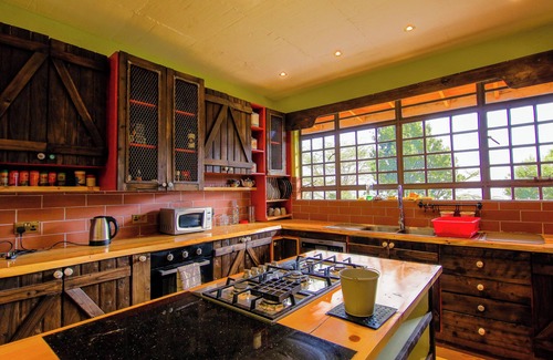 Naivasha House | The Butterfly - Elegant Lake Naivasha Retreat with Sauna, Games & Stunning Views