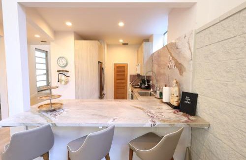 Malibu Villa | The Butterfly House