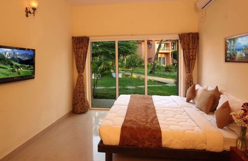Cavelossim Hotel | The Byke Old Anchor Beach Resort & Spa