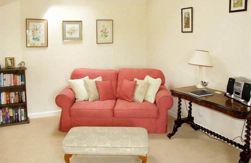 Wentnor Cottage | The Byre