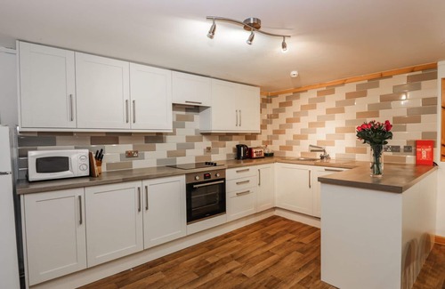 Newton Stewart Cottage | THE BYRE, pet friendly, with a garden in Newton Stewart