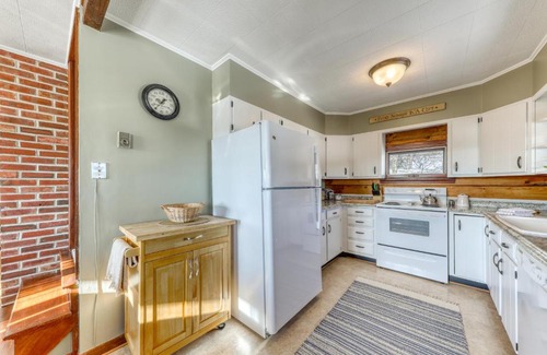 Mexico House | The Cabin at Thompson Hill Farm