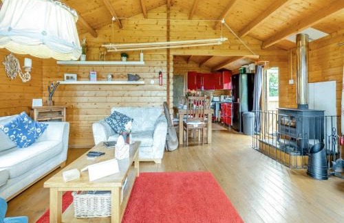 Newtown House | The Cabin Cefn Mawr