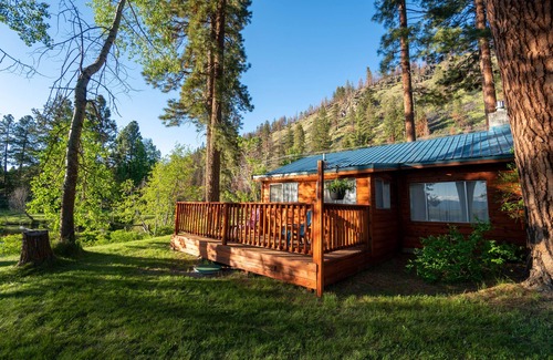 Chiloquin Cabin | The Cabin on Crooked Creek