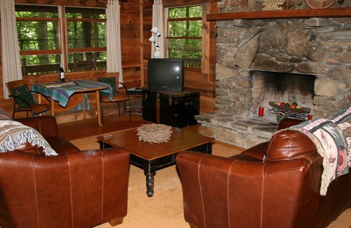 Waynesville Cabin | The Cabin on Eagles Nest