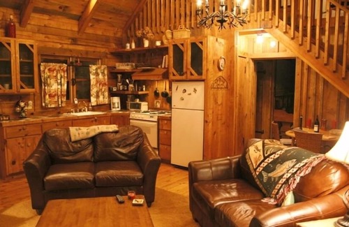 Waynesville Cabin | The Cabin on Eagles Nest