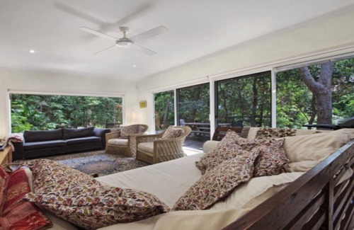 Pearl Beach House | THE CABIN @ PEARL BEACH FAMILY FRIENDLY