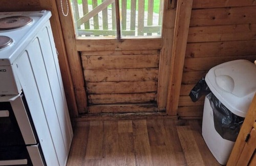 Alton Barnes Cabin | The Cabin, very quiet location
