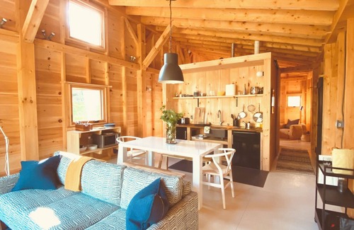 Sedgwick Cabin | The Cabins at Currier Landing Cabin 2: Meadow