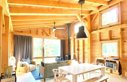 Sedgwick Cabin | The Cabins at Currier Landing Cabin 2: Meadow
