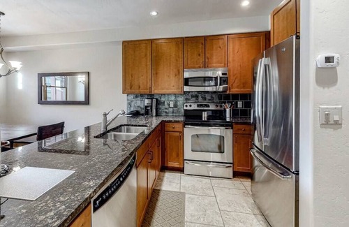 Copper Mountain Village Apartment | The Cache | 2 Bedroom Condo