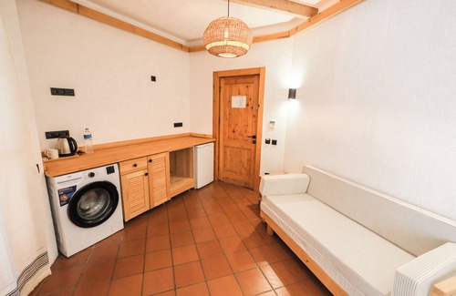 Yesiluzumlu House | The Cadianda Inn