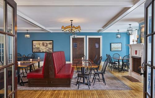 Lexington Hotel | The Cadillac House Lexington, Tapestry Collection By Hilton