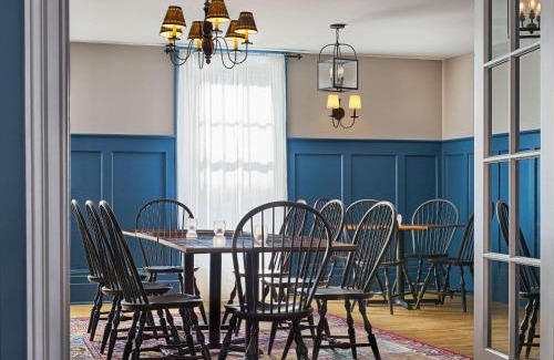 Lexington Hotel | The Cadillac House Lexington, Tapestry Collection By Hilton