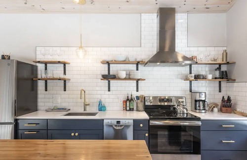 Stowe Area Apartment | The Cady Hill Trailhouse Apartment in Stowe