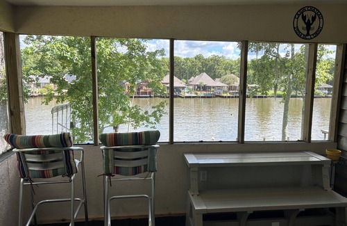 Maurepas Cabin | The Cajun Chateau is the perfect rustic get-away!