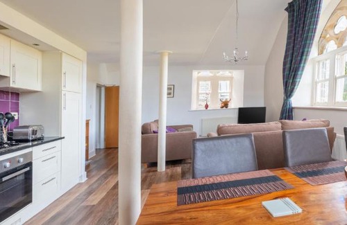 Fort Augustus Apartment | The Caledonian 3 Bedroom Self Catering Apartment in historic Abbey